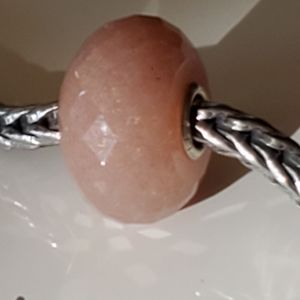 Trollbeads Feldspar Moonstone Bead